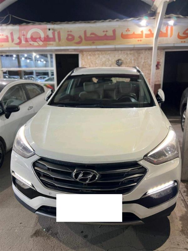 Hyundai Santa Fe 2017 for sale in Iraq - Najaf